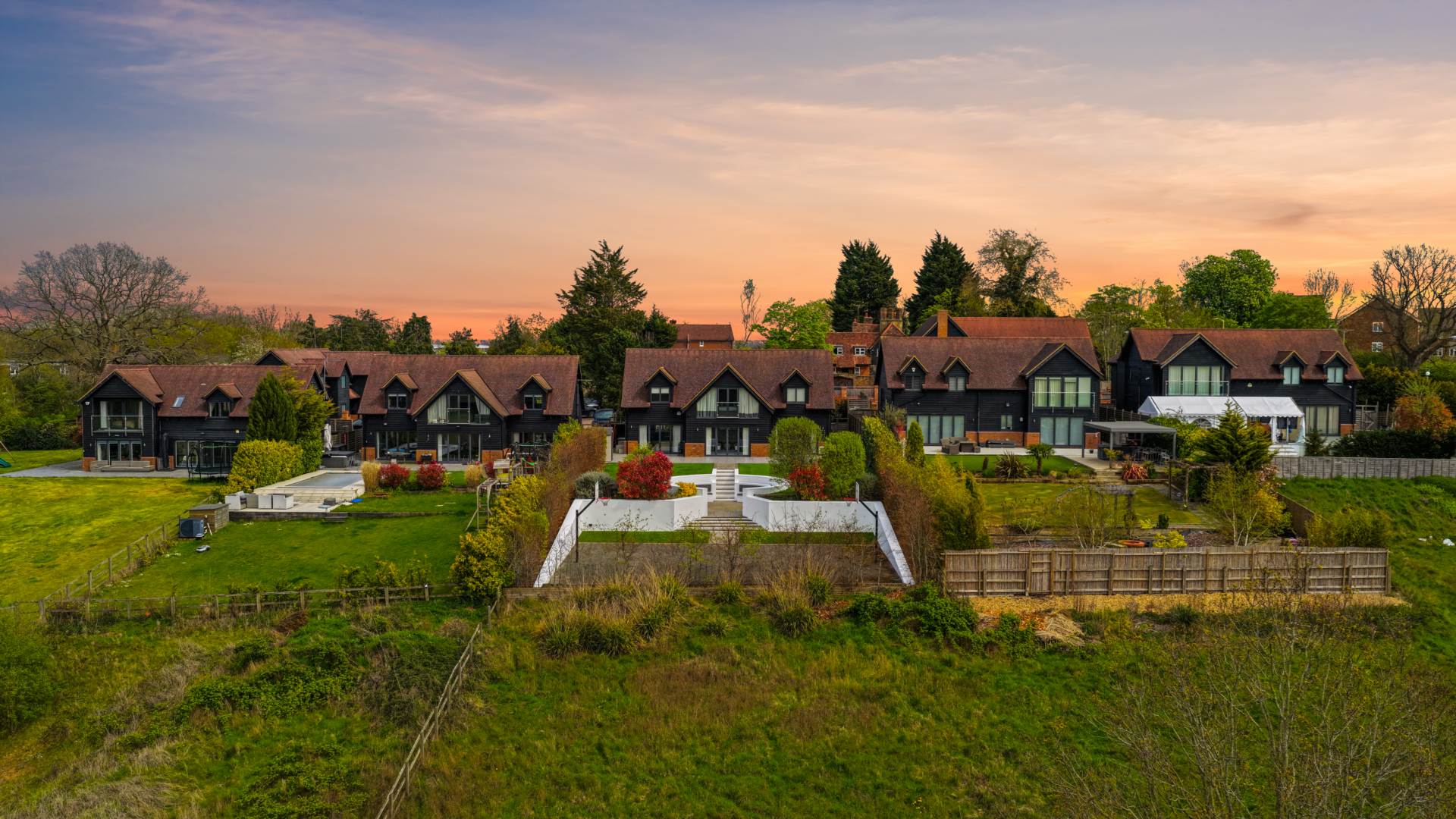 The Stables, Elstree, Image 18