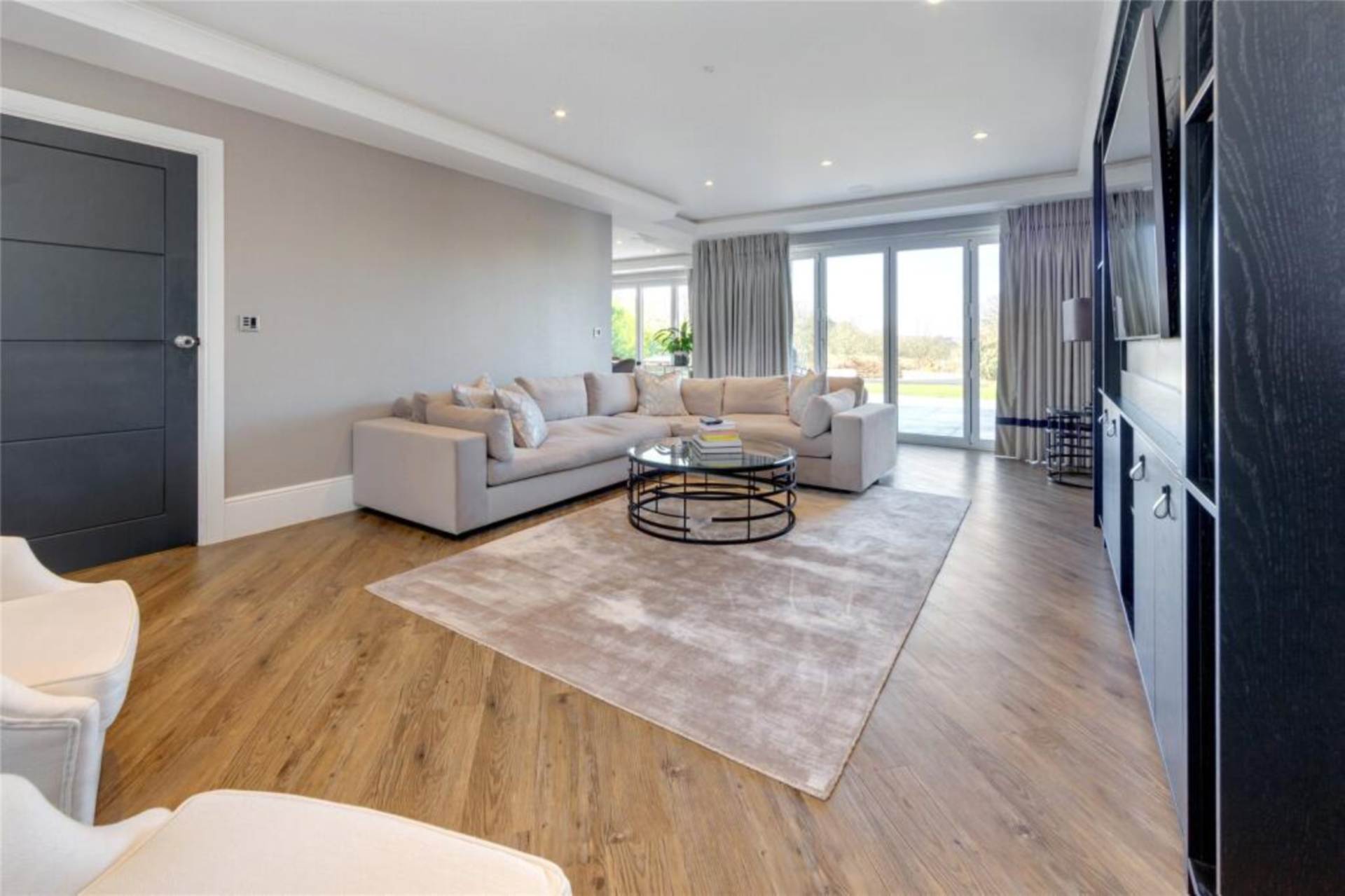 The Stables, Elstree, Image 3