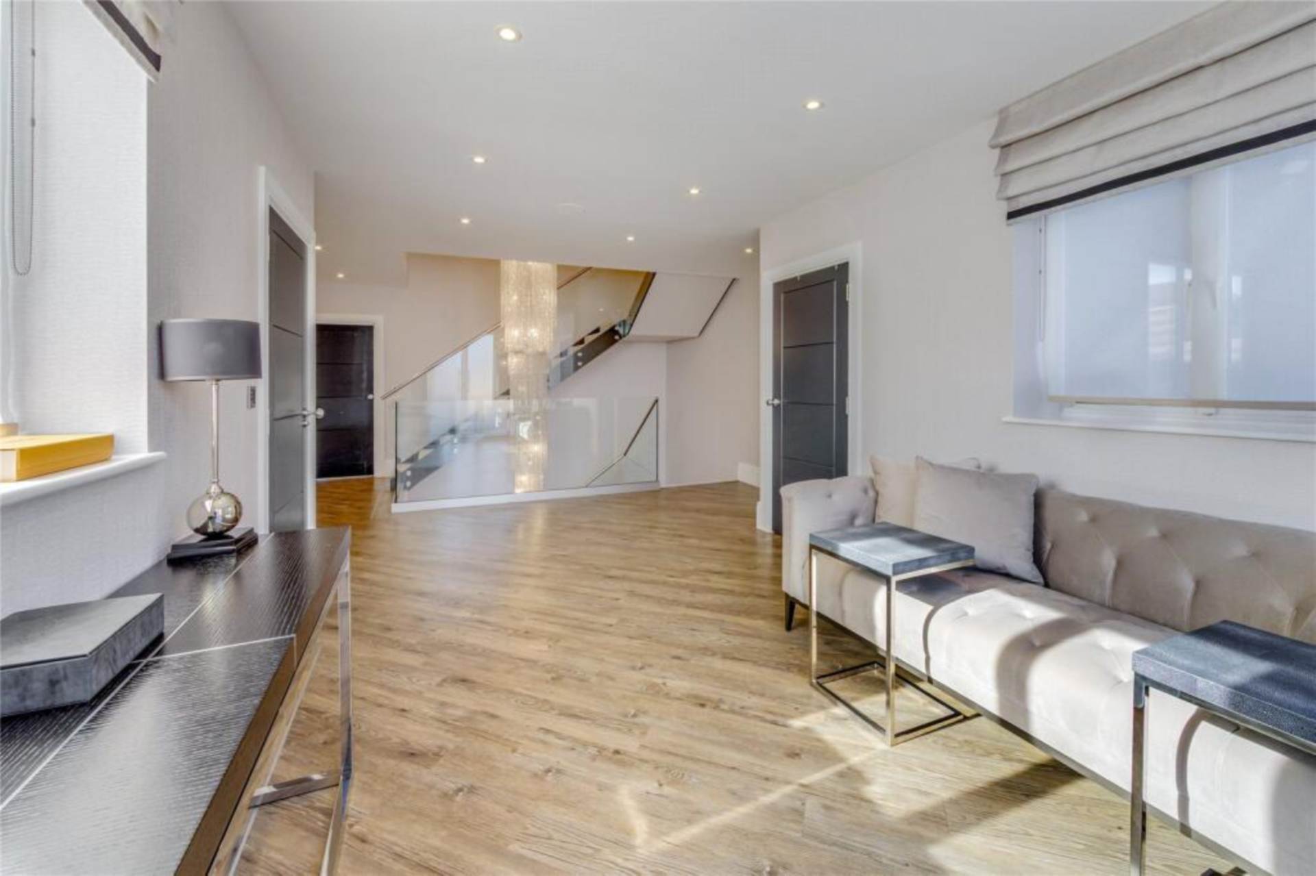 The Stables, Elstree, Image 6