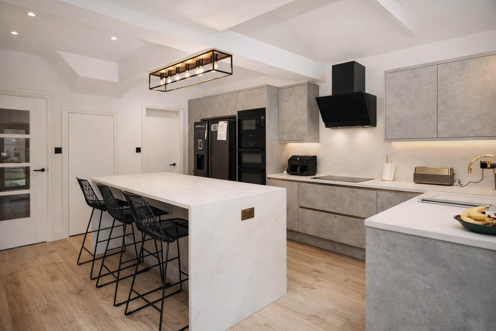 Bullhead Road, Borehamwood, Image 3