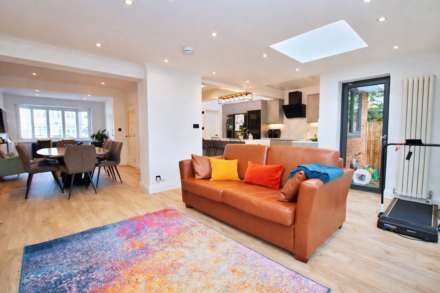 Bullhead Road, Borehamwood, Image 7