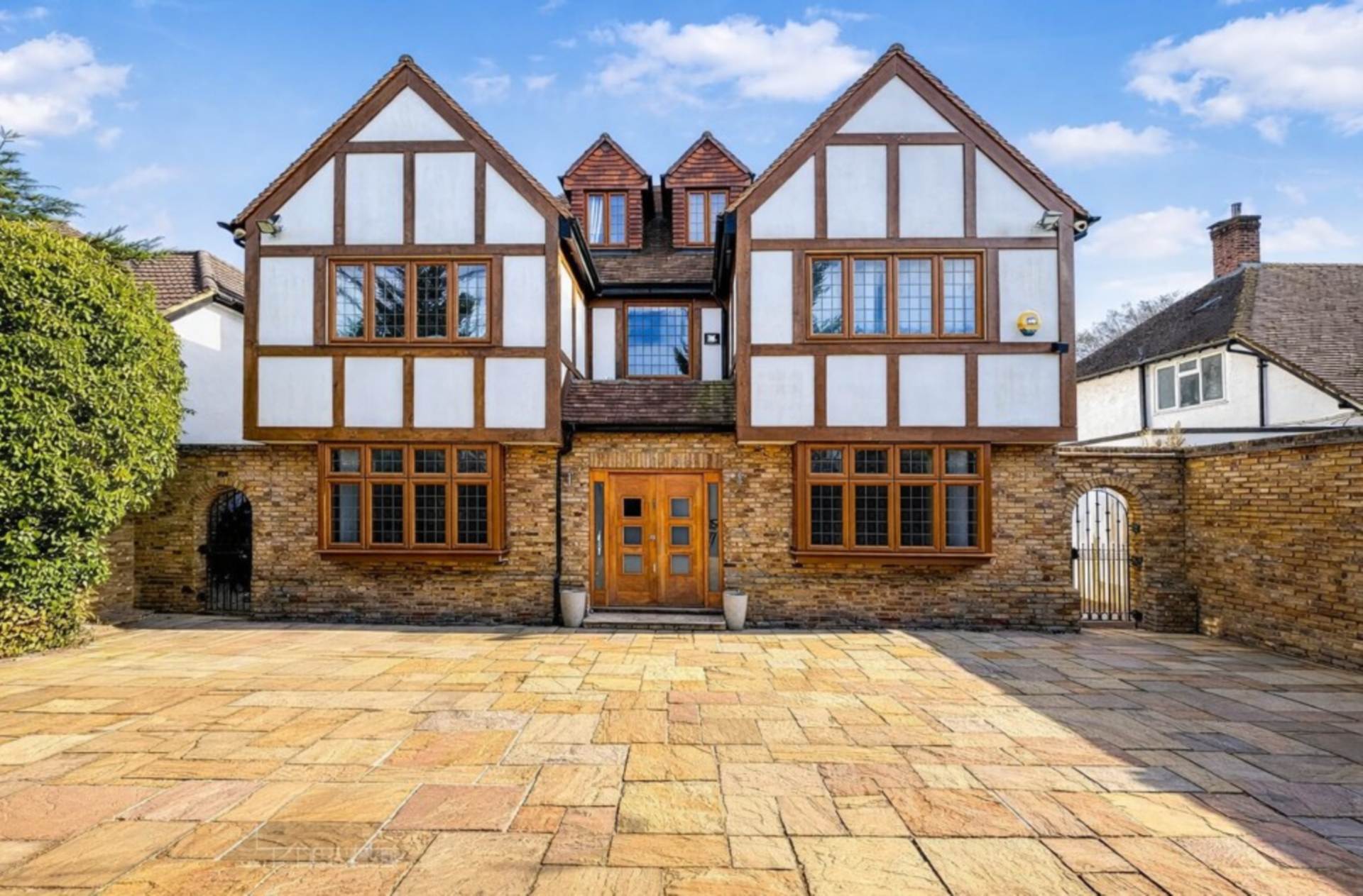 Deacons Hill Road, Elstree, Image 4