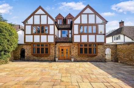 Deacons Hill Road, Elstree, Image 4