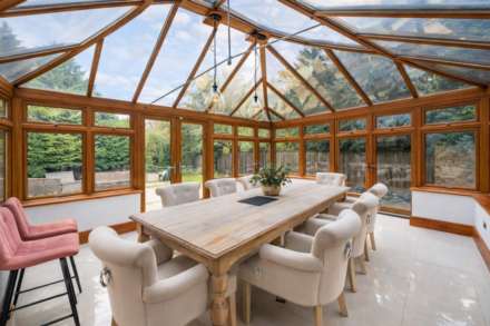 Deacons Hill Road, Elstree, Image 5