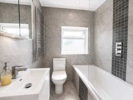 Mildred Avenue, Borehamwood, Image 13