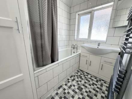 Sullivan Way, Elstree, Image 15