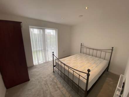 Affinity Place, Borehamwood, Image 7