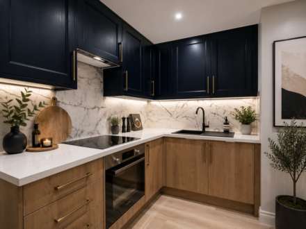 Corris Green, London, Image 3