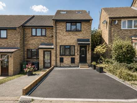 Dylan Close, Elstree, Image 10