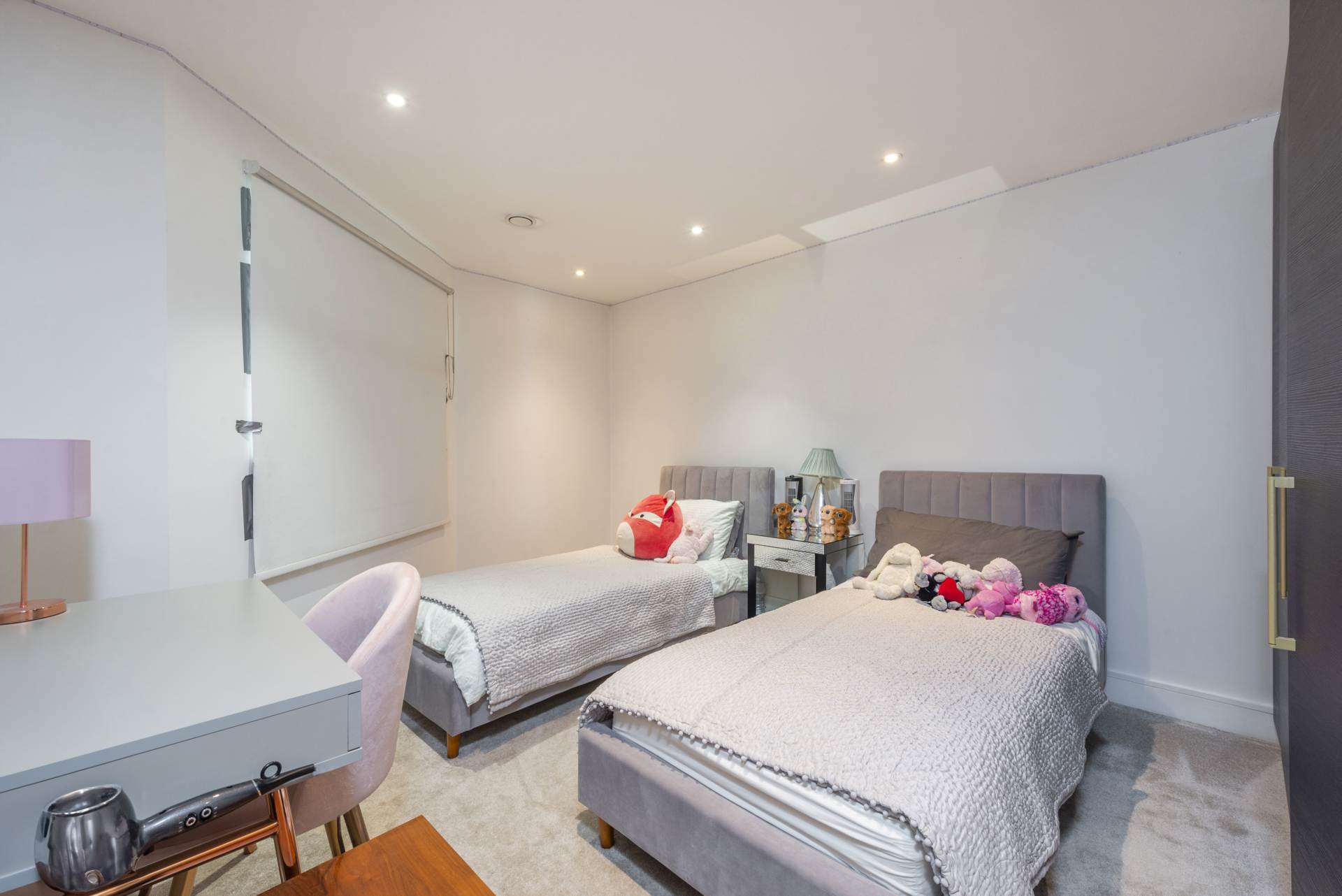 Flower Lane, Mill Hill, Image 8