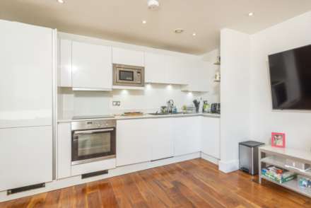 Flower Lane, Mill Hill, Image 6