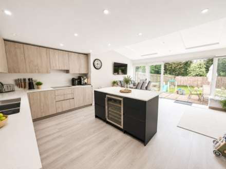 Gables Avenue, Borehamwood