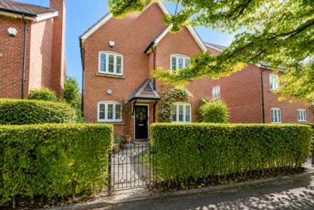 Page Place, St Albans, Image 12