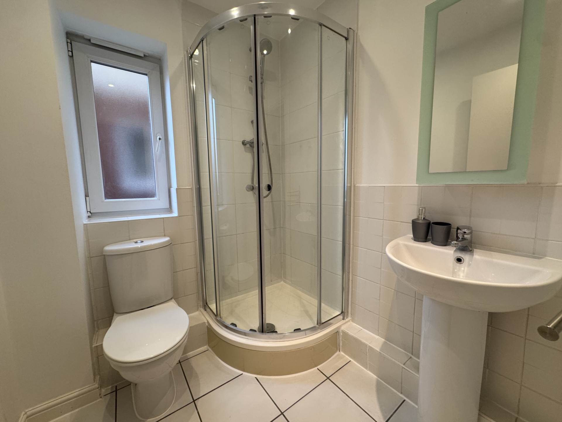 Whitehall Close, Borehamwood, Image 11
