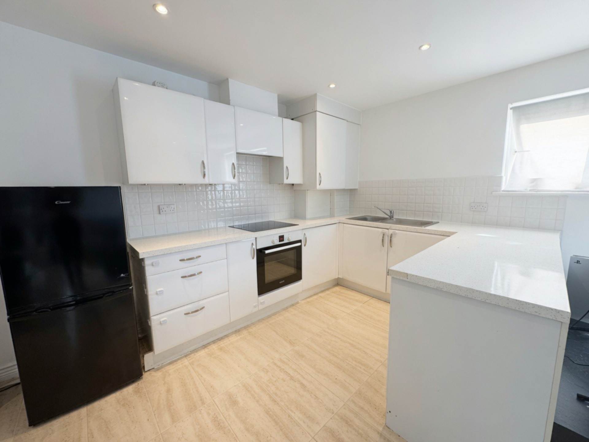 Whitehall Close, Borehamwood, Image 3