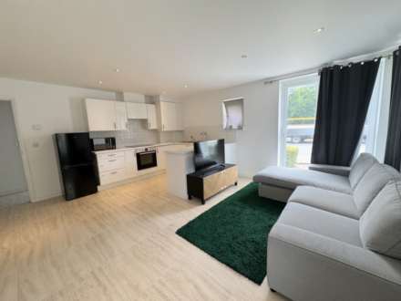 Whitehall Close, Borehamwood, Image 1