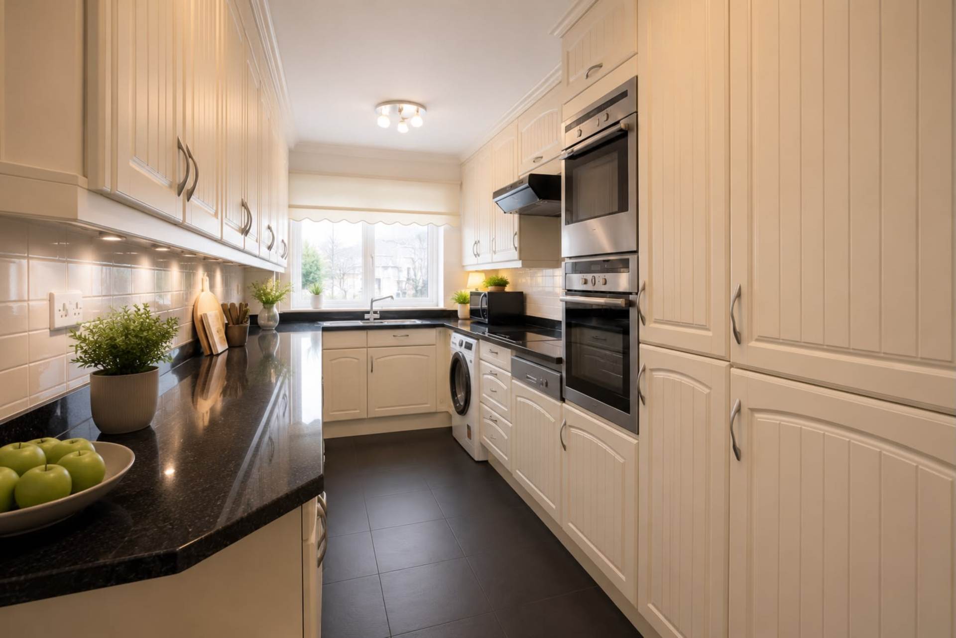 Anthony Road, Borehamwood, Image 4