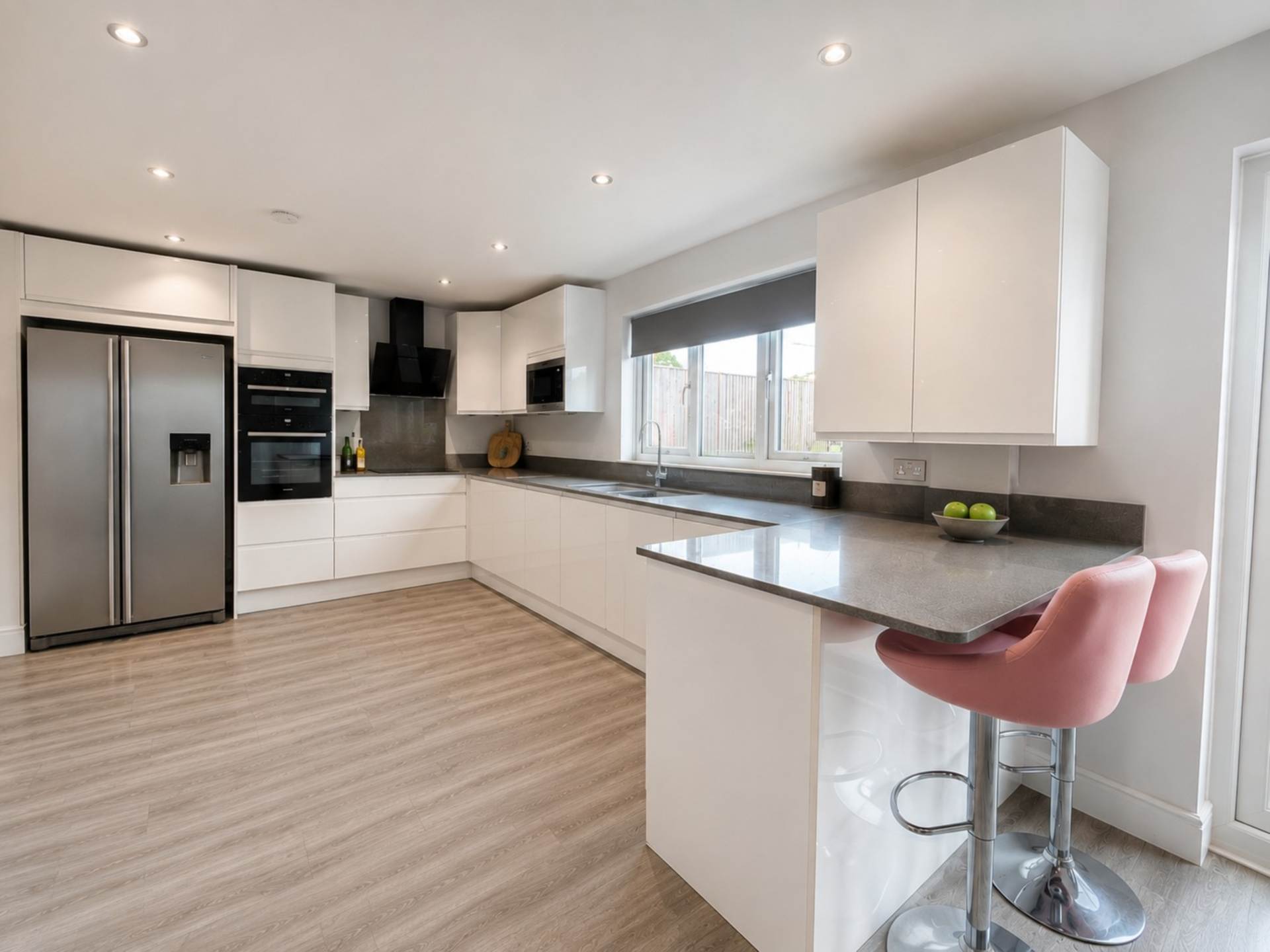 Robeson Way, Borehamwood, Image 4