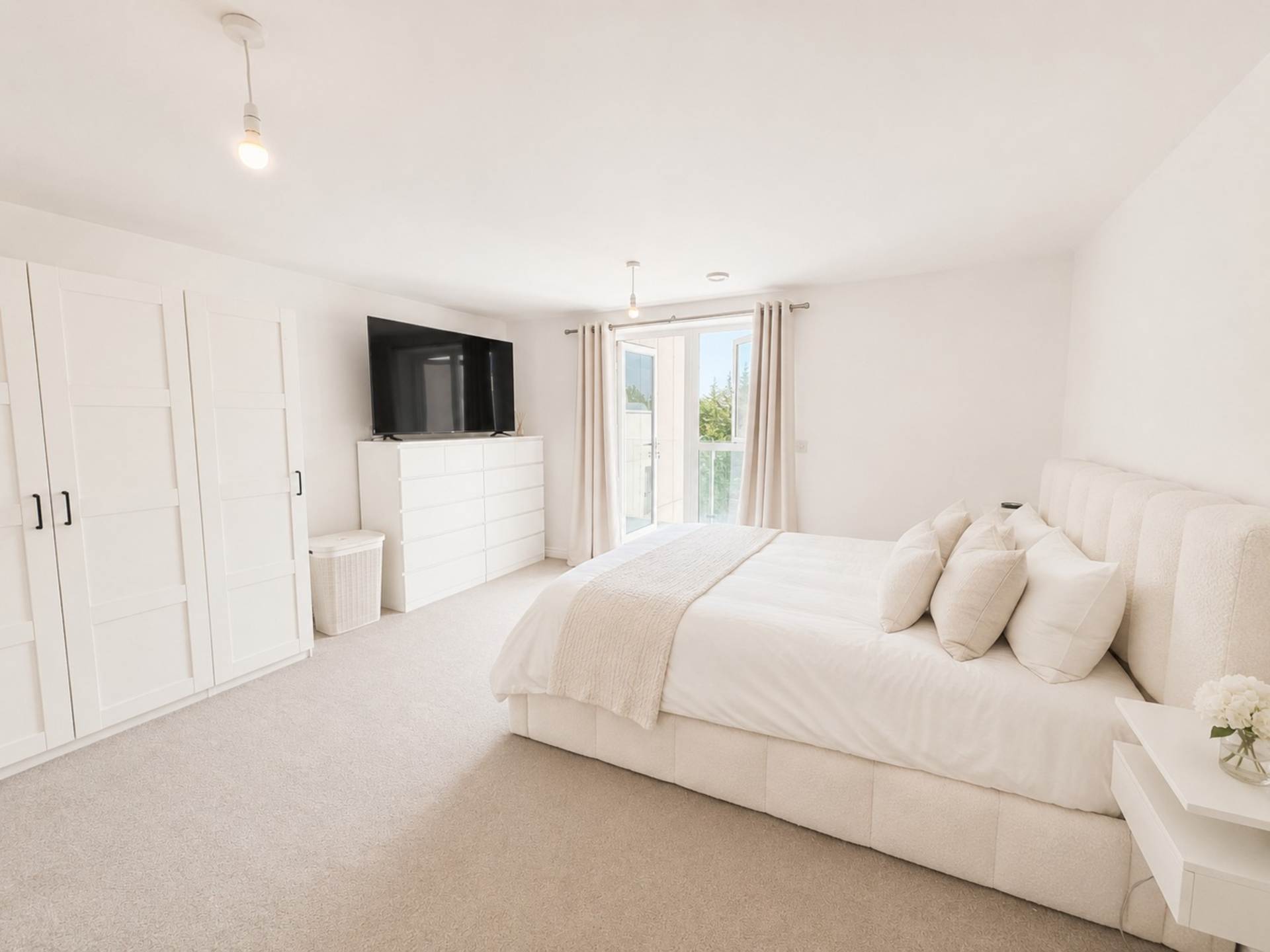 Gemini Park, Manor Road, Borehamwood, Image 2
