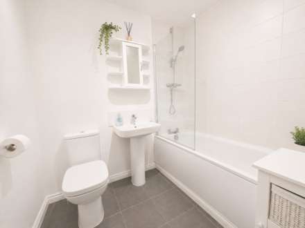 Gemini Park, Manor Road, Borehamwood, Image 9