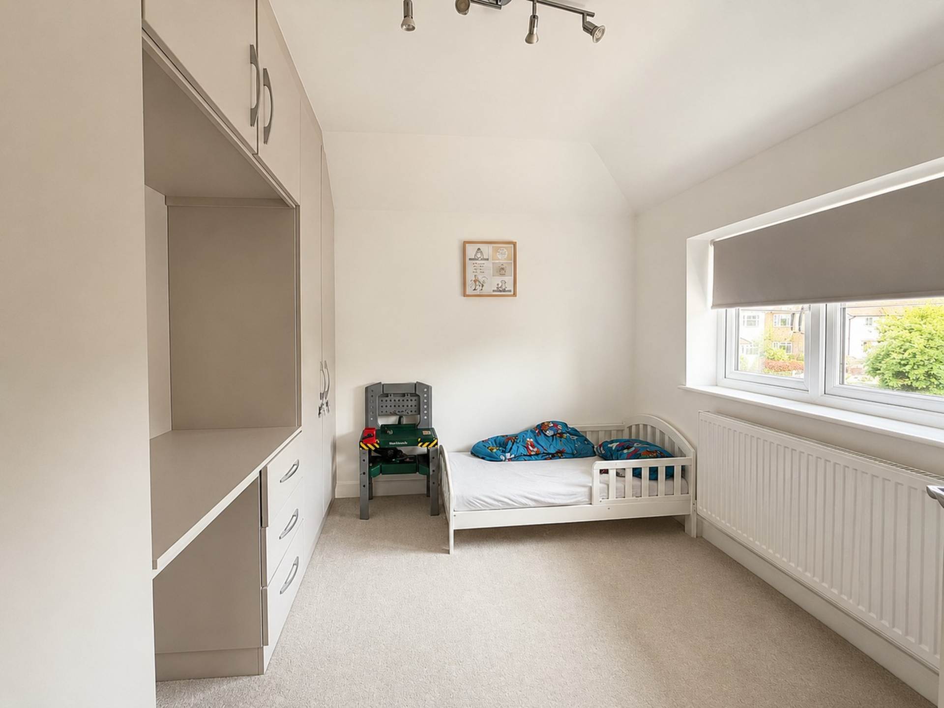 Mildred Avenue, Borehamwood, Image 13
