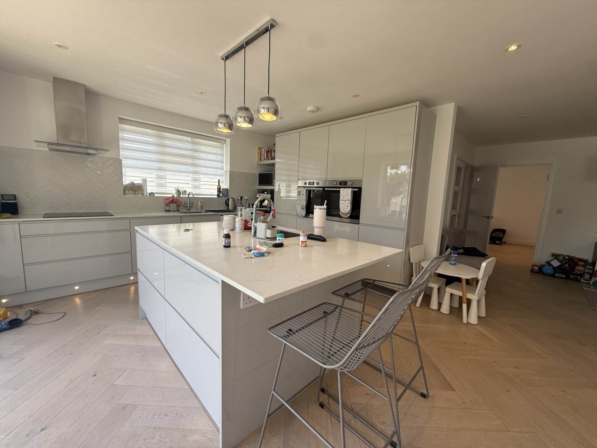 Mildred Avenue, Borehamwood, Image 6