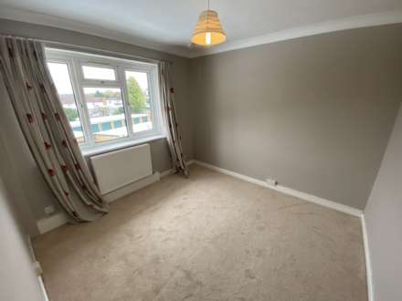 Fir Tree Court, Elstree, Image 4