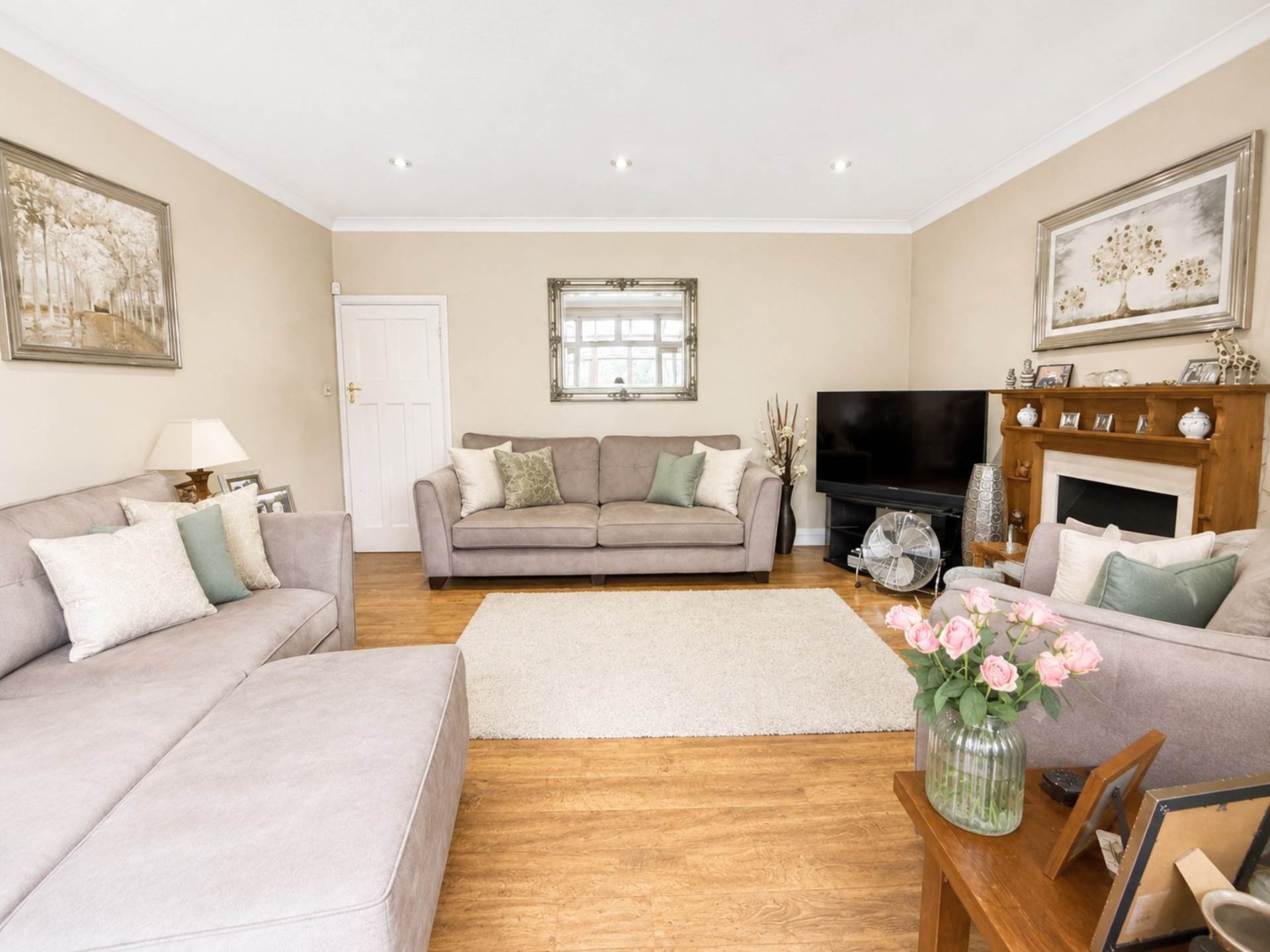 Deacons Hill Road, Elstree, Image 3