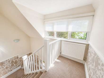 Deacons Hill Road, Elstree, Image 4