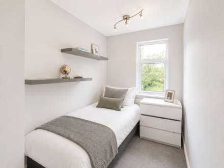Deacons Hill Road, Elstree, Image 5