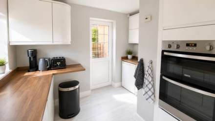 Thornbury Gardens, Borehamwood, Image 8