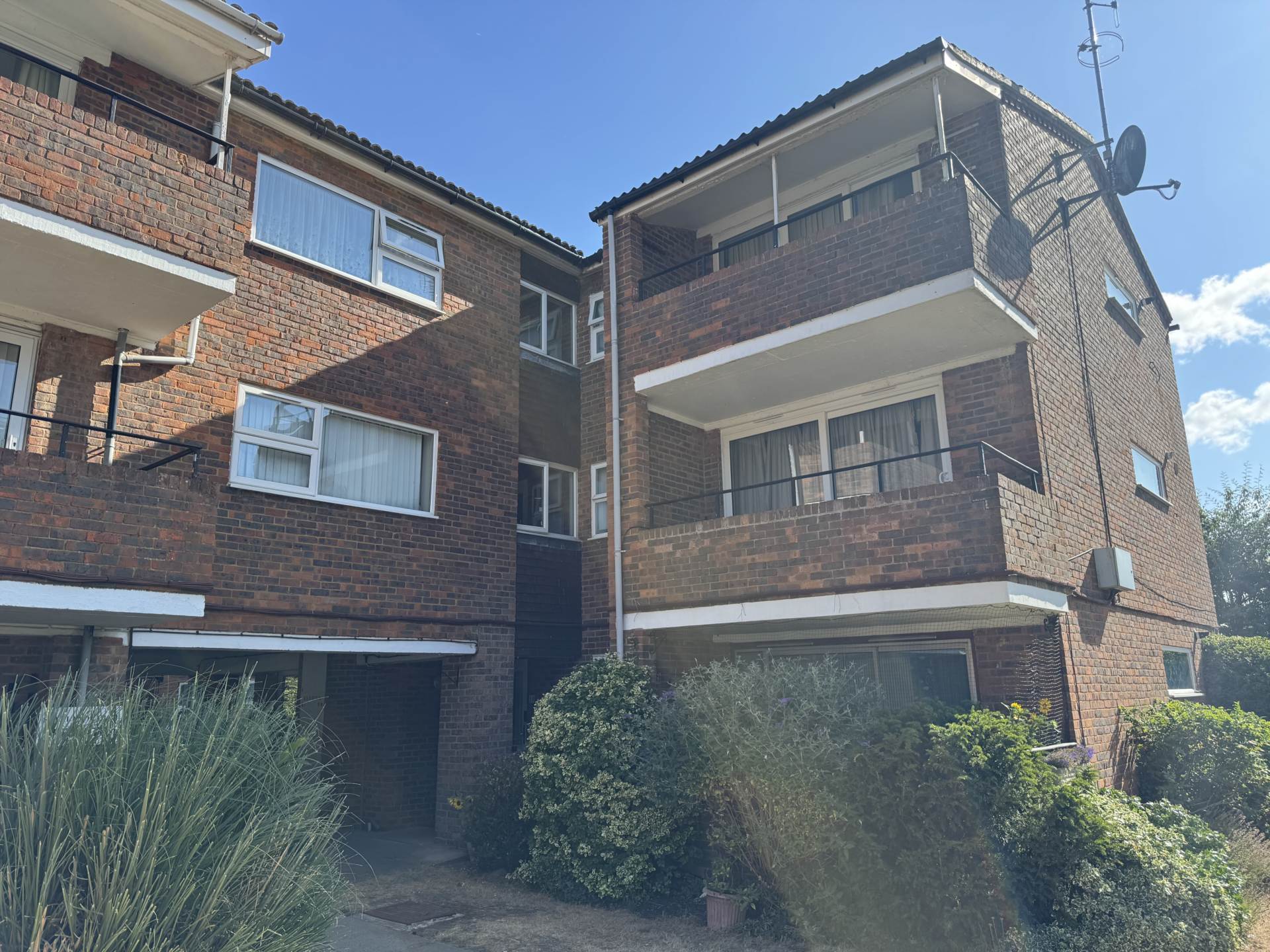 Off The Dell, Radlett, Image 12