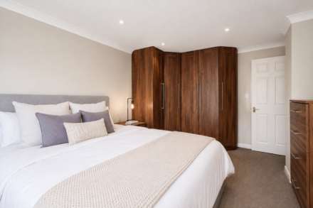 Stratfield Road, Borehamwood, Image 3