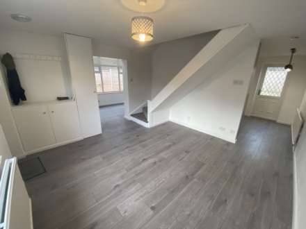 Bray Close, Borehamwood, Image 4