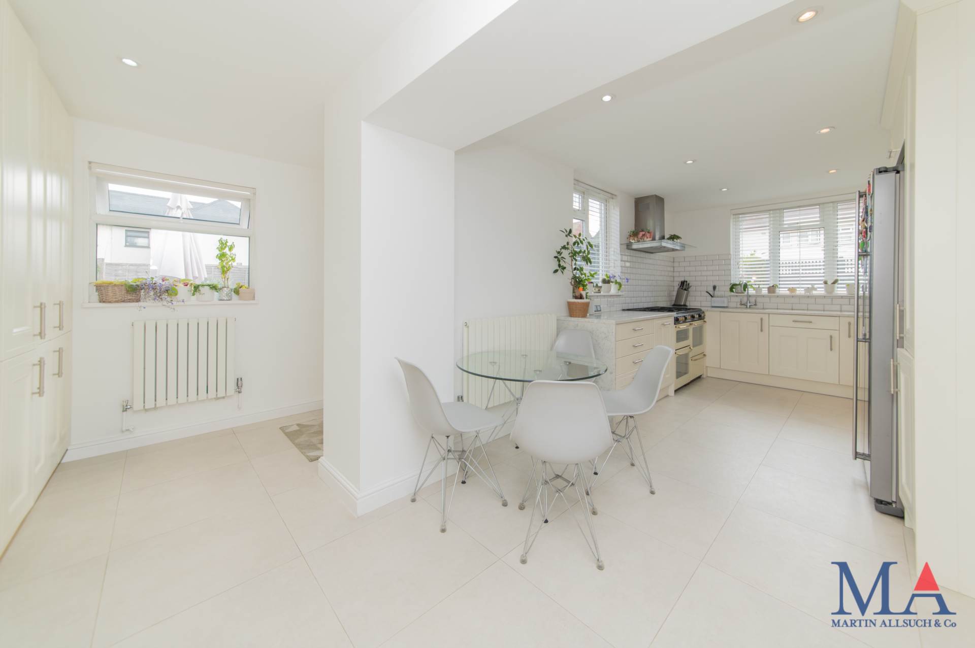 Haggerston Road, Borehamwood, Image 11