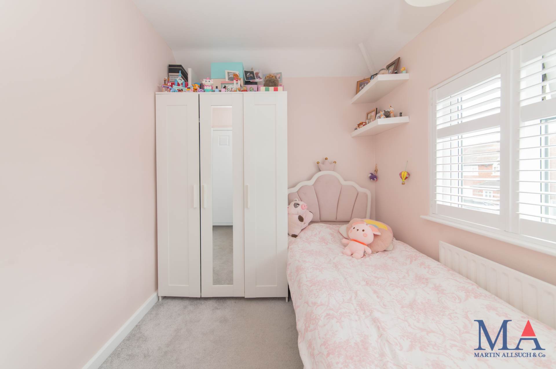 Haggerston Road, Borehamwood, Image 27