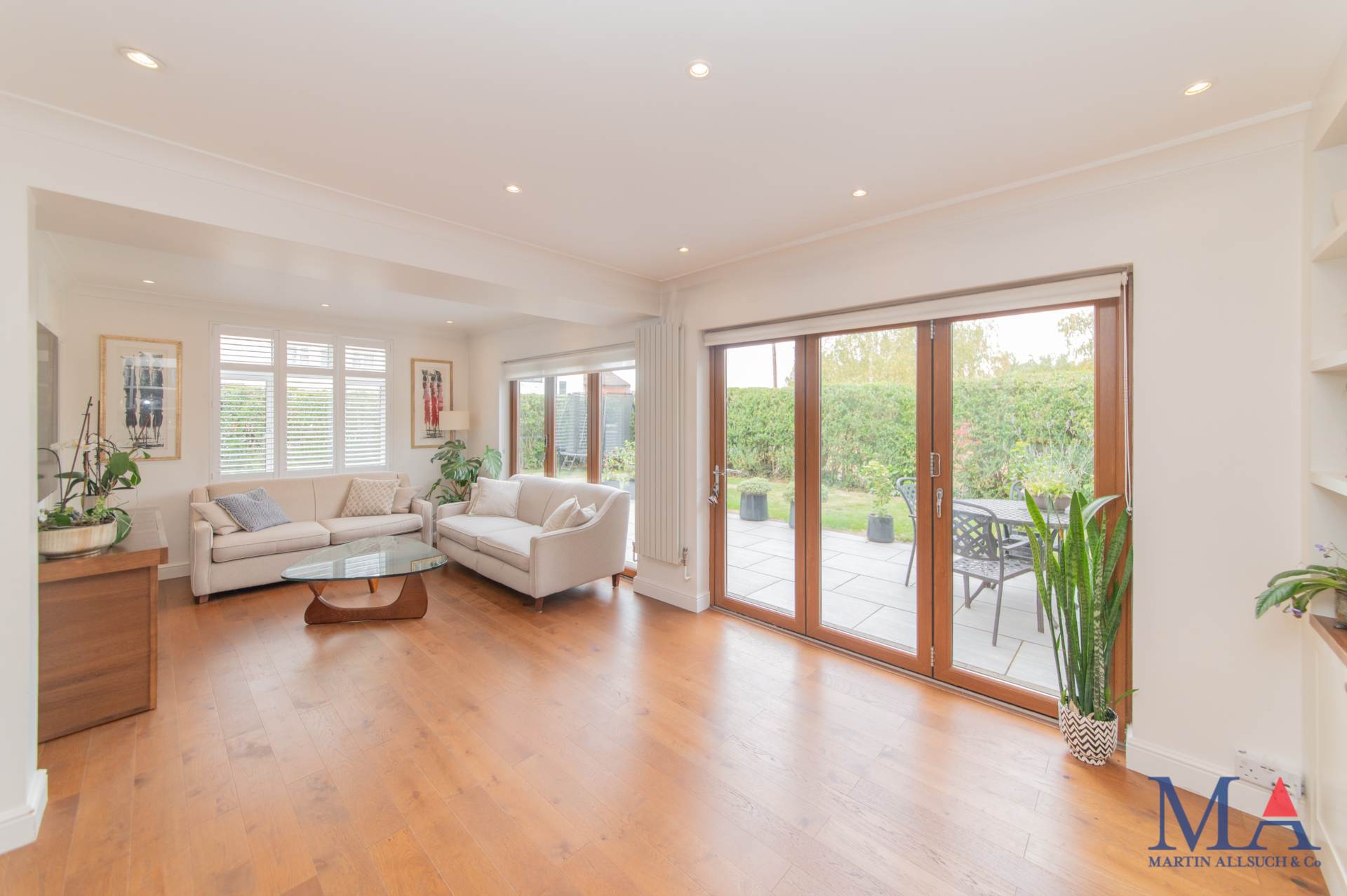 Haggerston Road, Borehamwood, Image 3