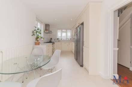 Haggerston Road, Borehamwood, Image 10