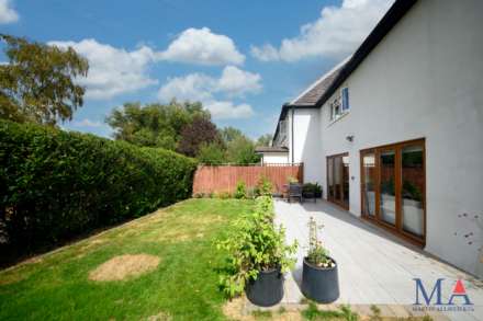 Haggerston Road, Borehamwood, Image 33