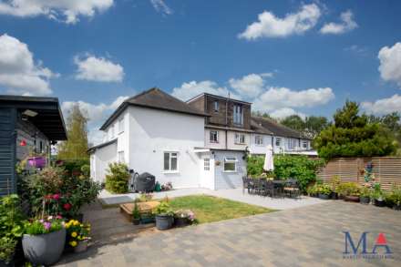Haggerston Road, Borehamwood, Image 35