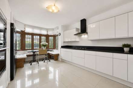 Dunstan Road, Golders Green, Image 2