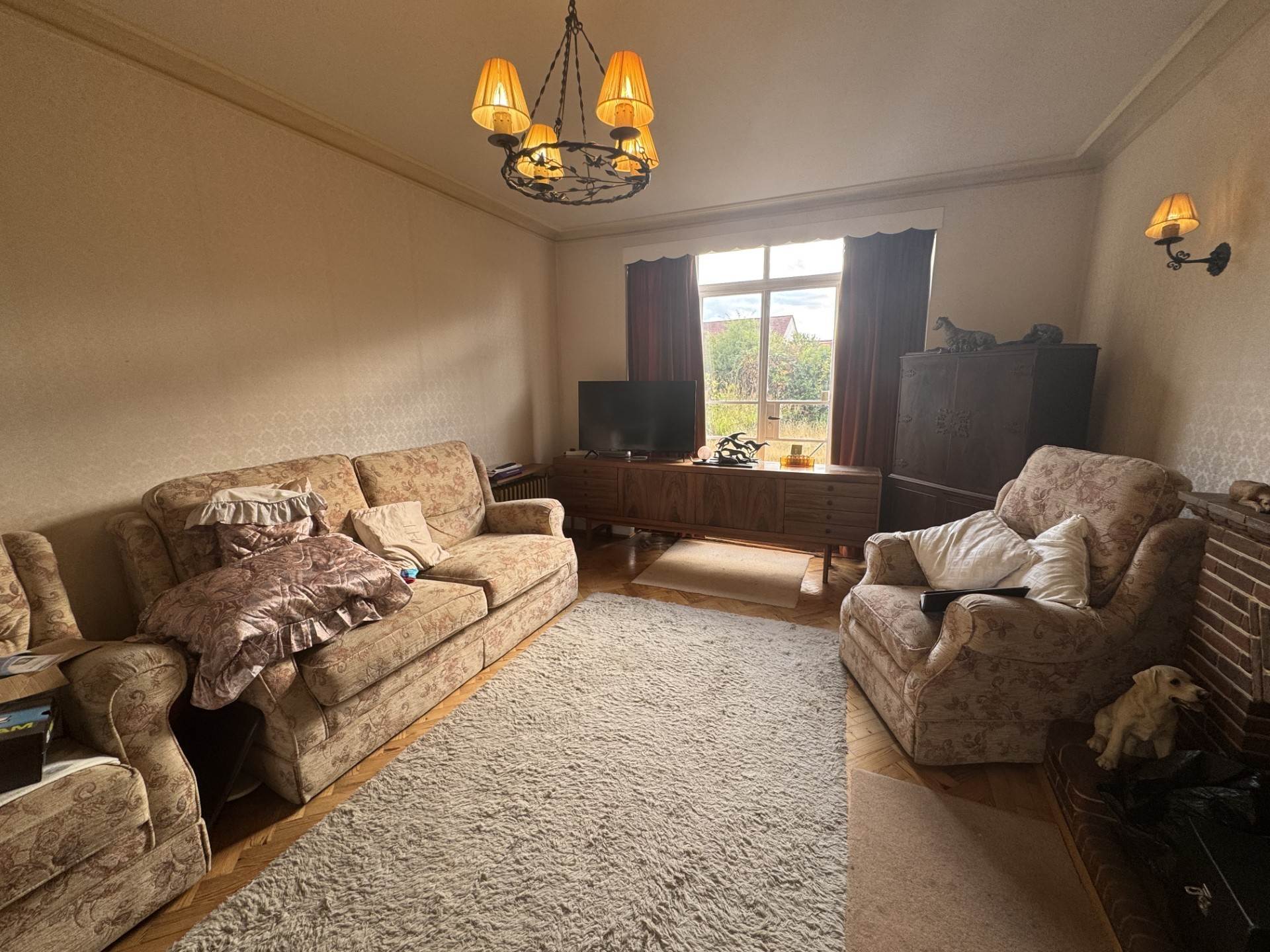 Well End Road, Borehamwood, Image 4