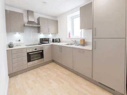 Property For Sale Gemini Park, Borehamwood