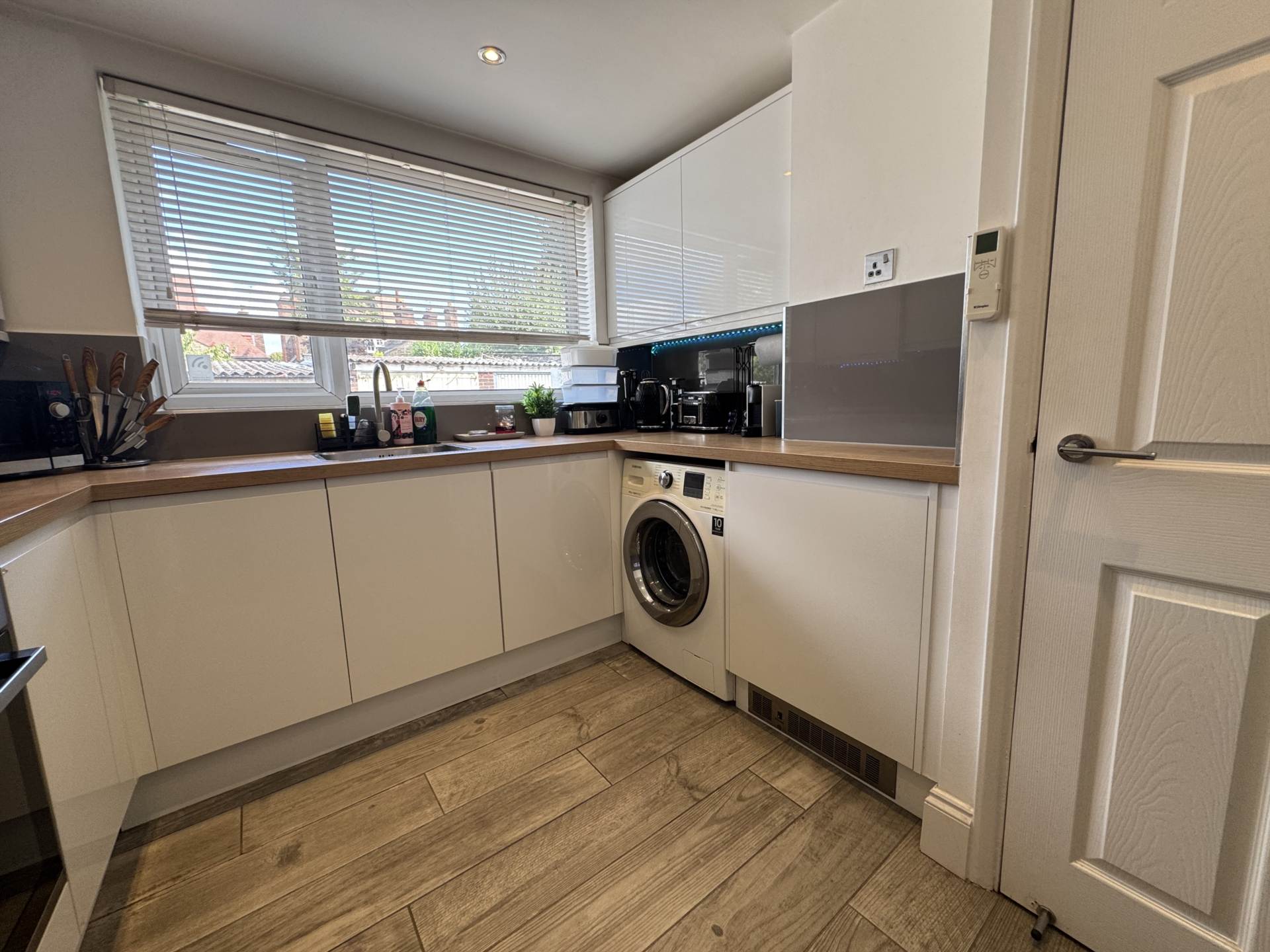 West View Court, Elstree, Image 6