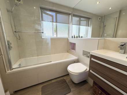 West View Court, Elstree, Image 14