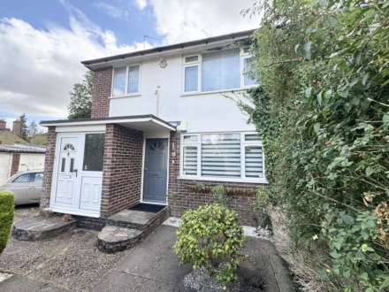 West View Court, Elstree, Image 15