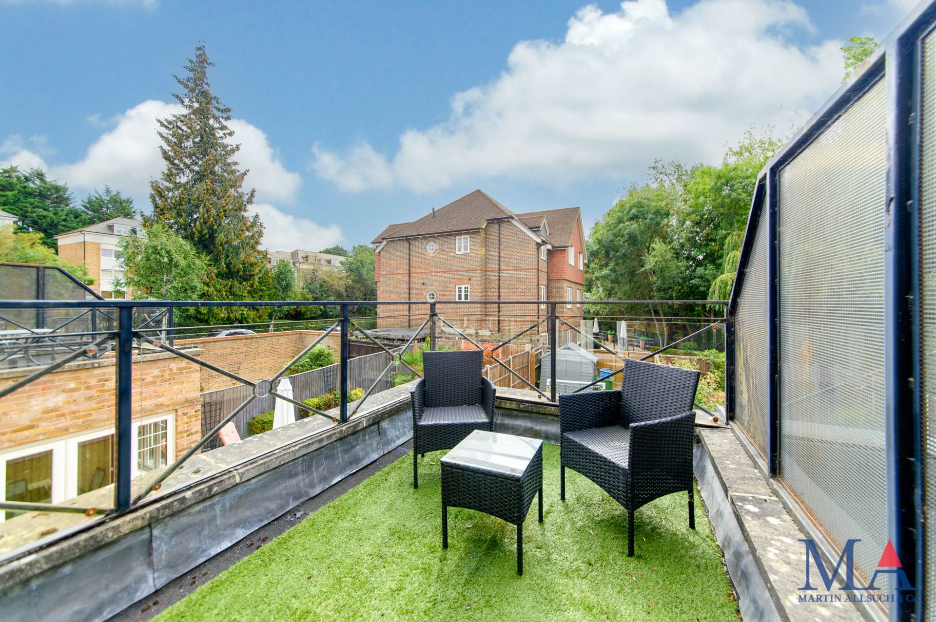 Highbridge Close, Radlett, Image 31