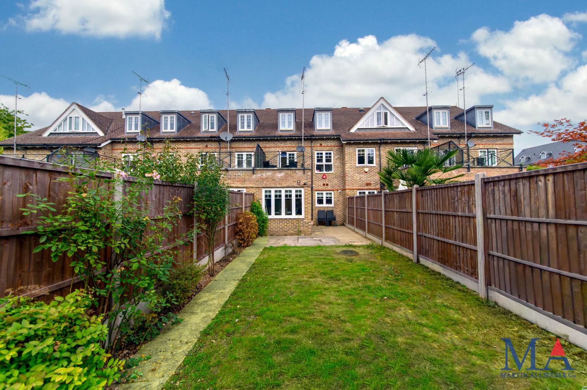 Highbridge Close, Radlett, Image 32