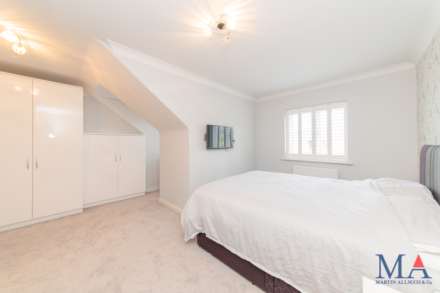 Highbridge Close, Radlett, Image 19