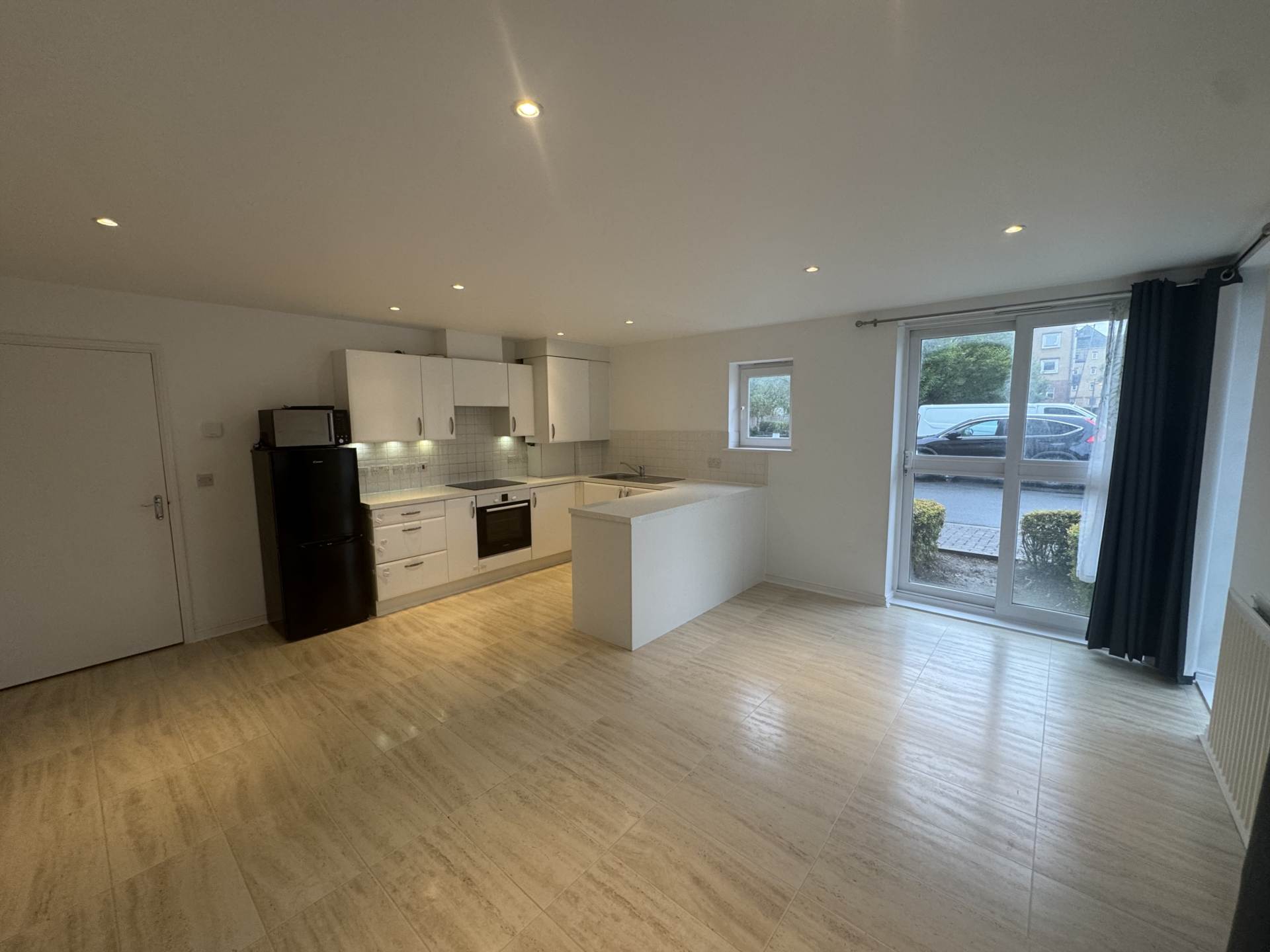 Whitehall Close, Borehamwood, Image 2